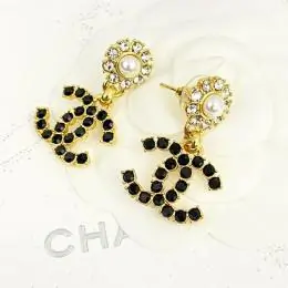 chanel boucles doreilles pour femme s_1223a37